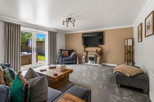 Living room- click for photo gallery
